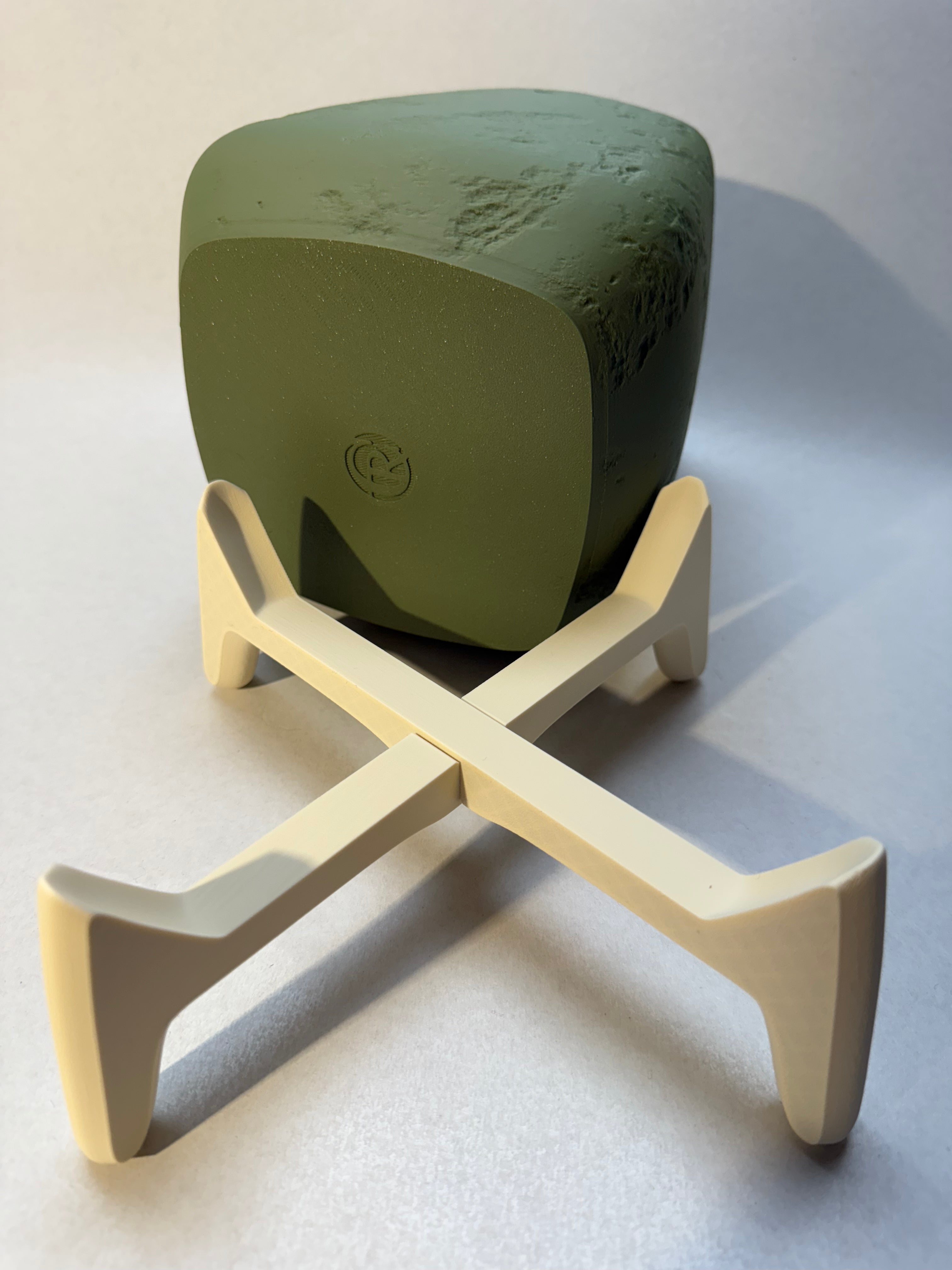 Planter with Concrete Texture "Freya"