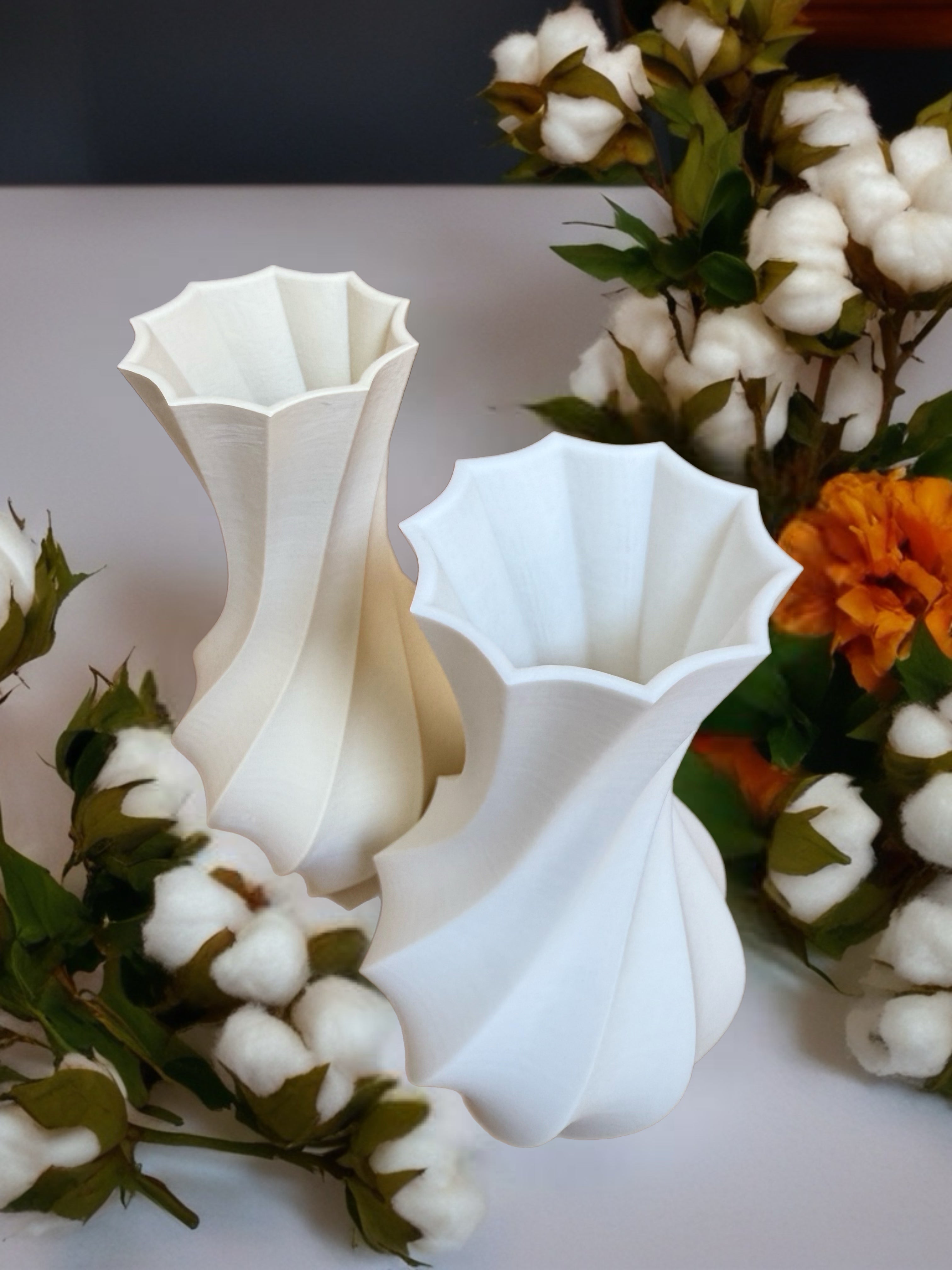 Indoor Vase "Tornado"