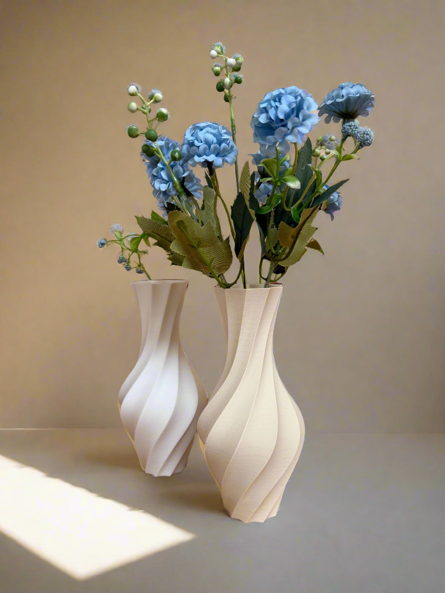 Indoor Vase "Tornado"