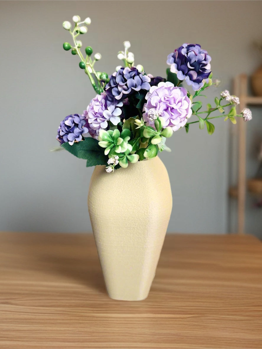 Vase "Andromeda" Cream White