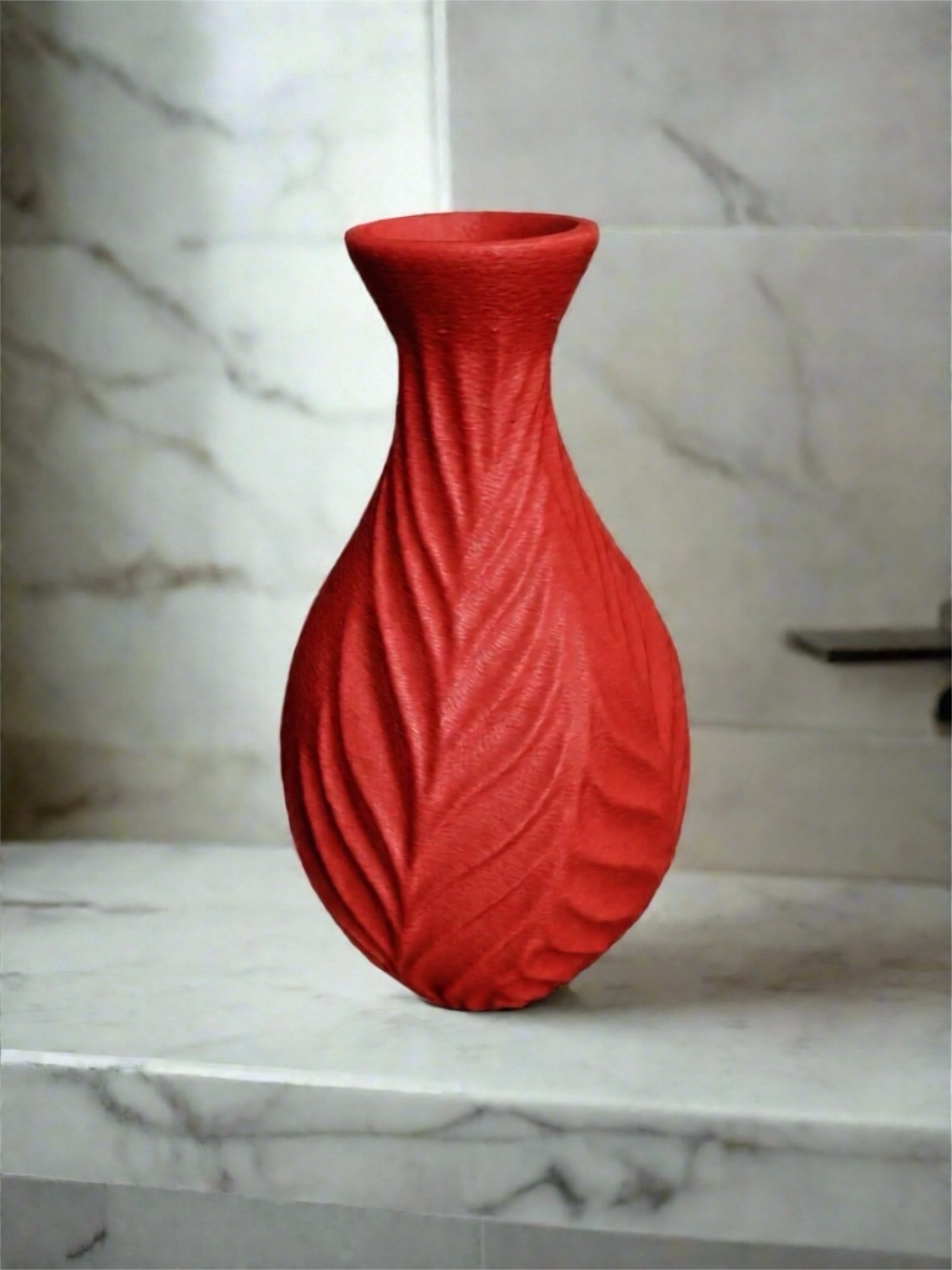 Vase "Whispering Petals" Maroon Red