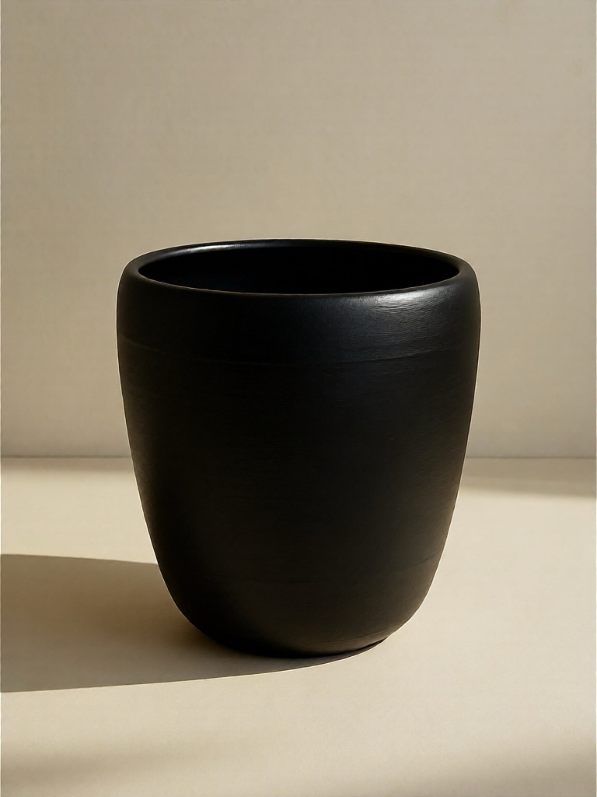 Indoor Vase / Planter "Journey" Black