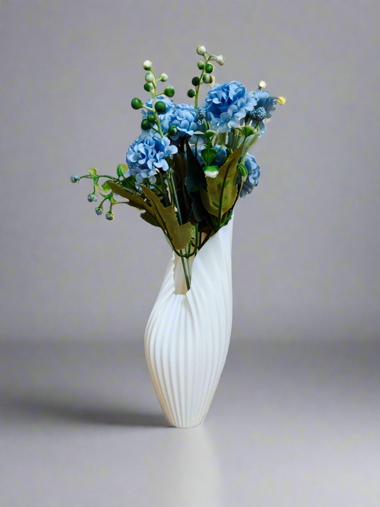 Indoor Vase "Folded Inside"
