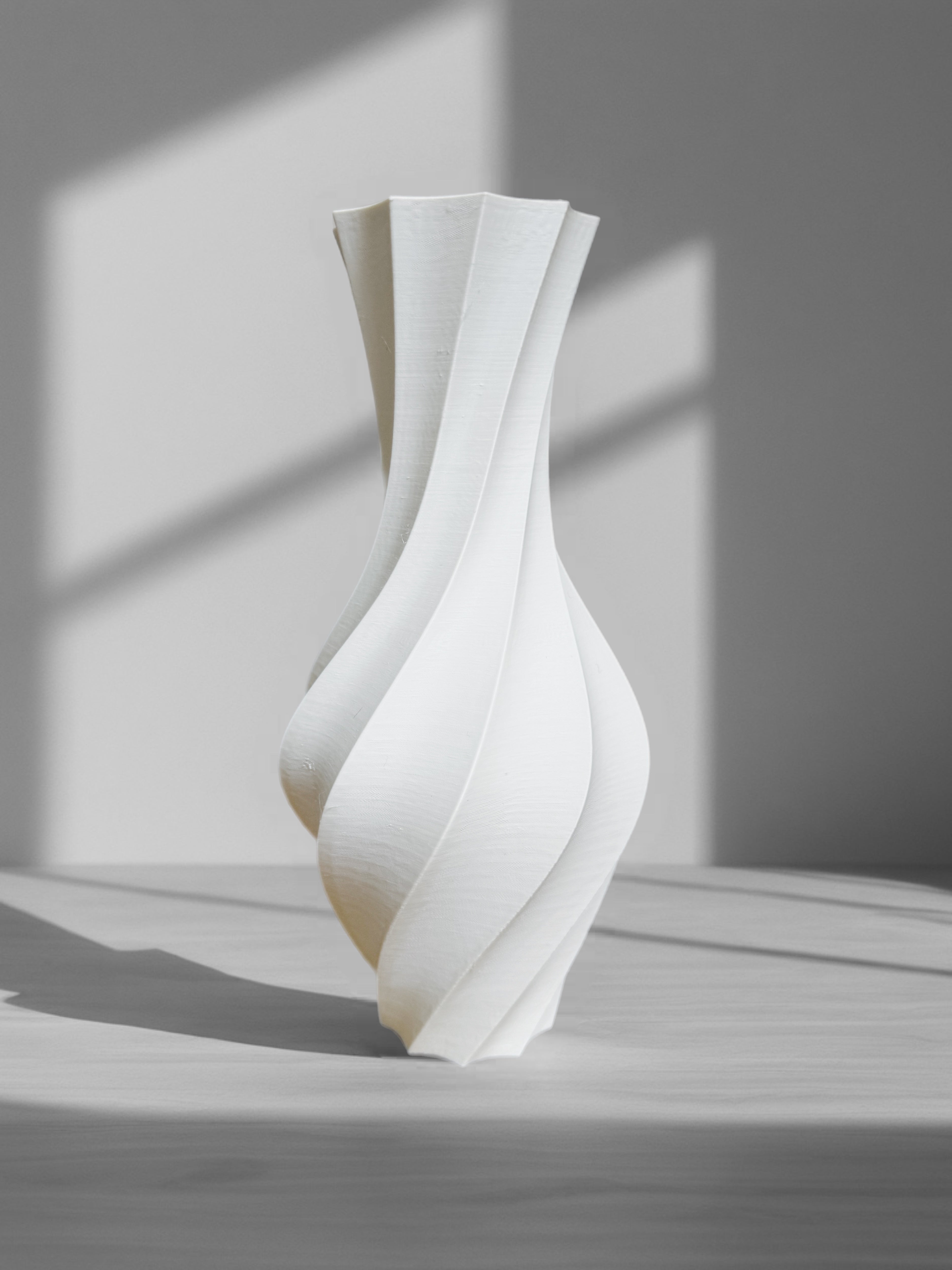 Indoor Vase "Tornado" White