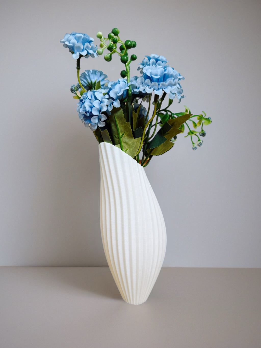 Indoor Vase "Folded Inside"
