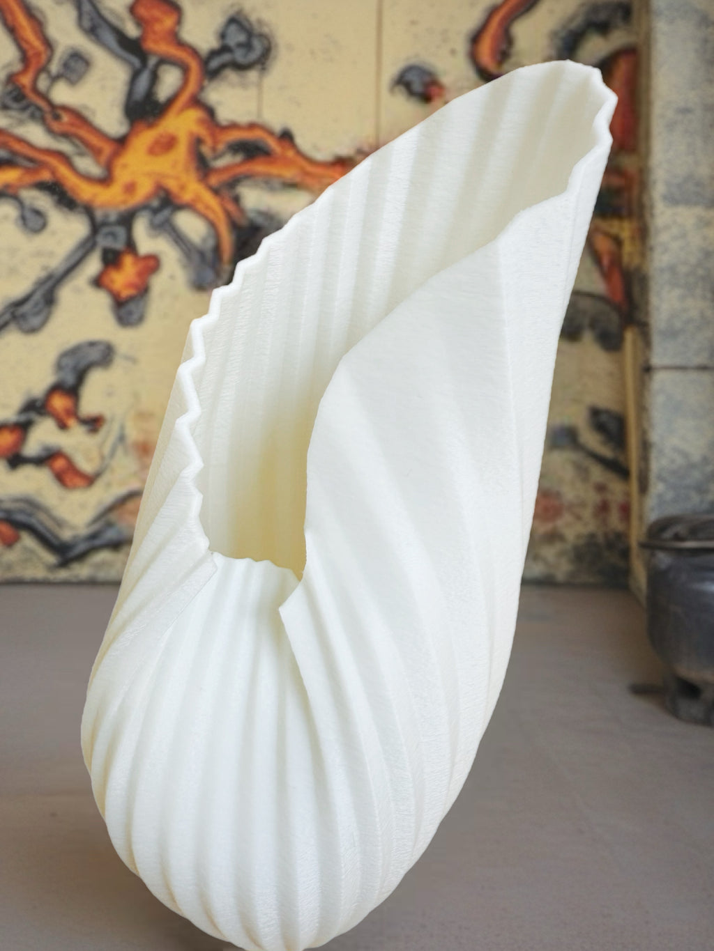 Indoor Vase "Folded Inside"