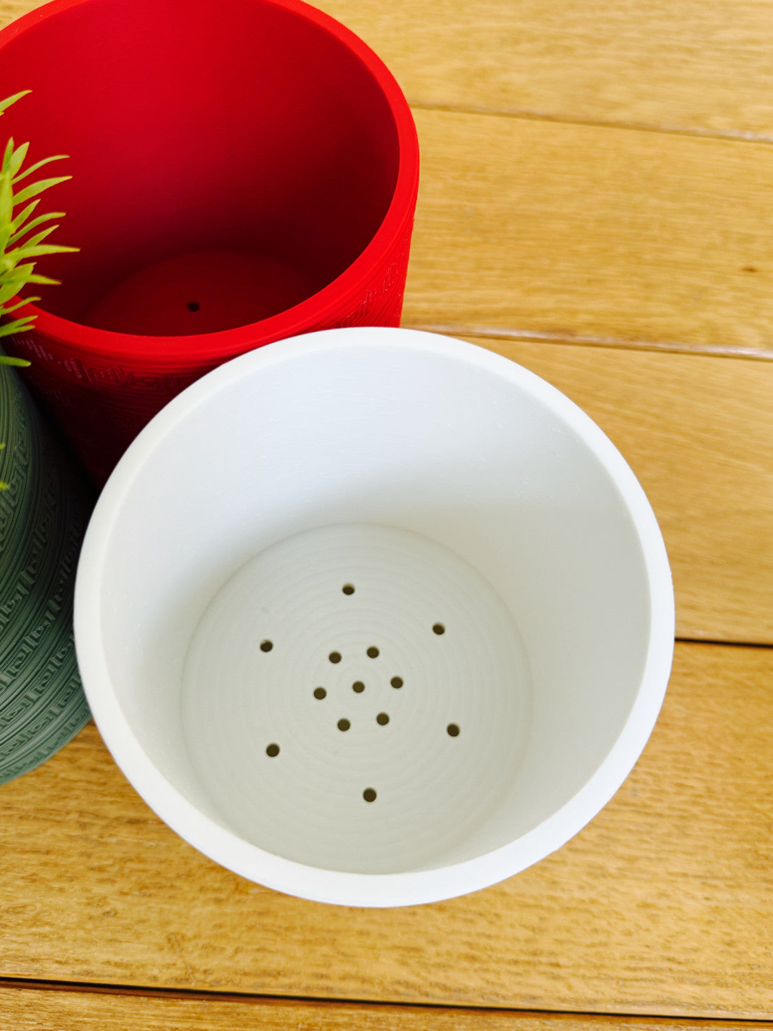 Indoor Planter and Vase "Athena" with Integrated Water Drainage