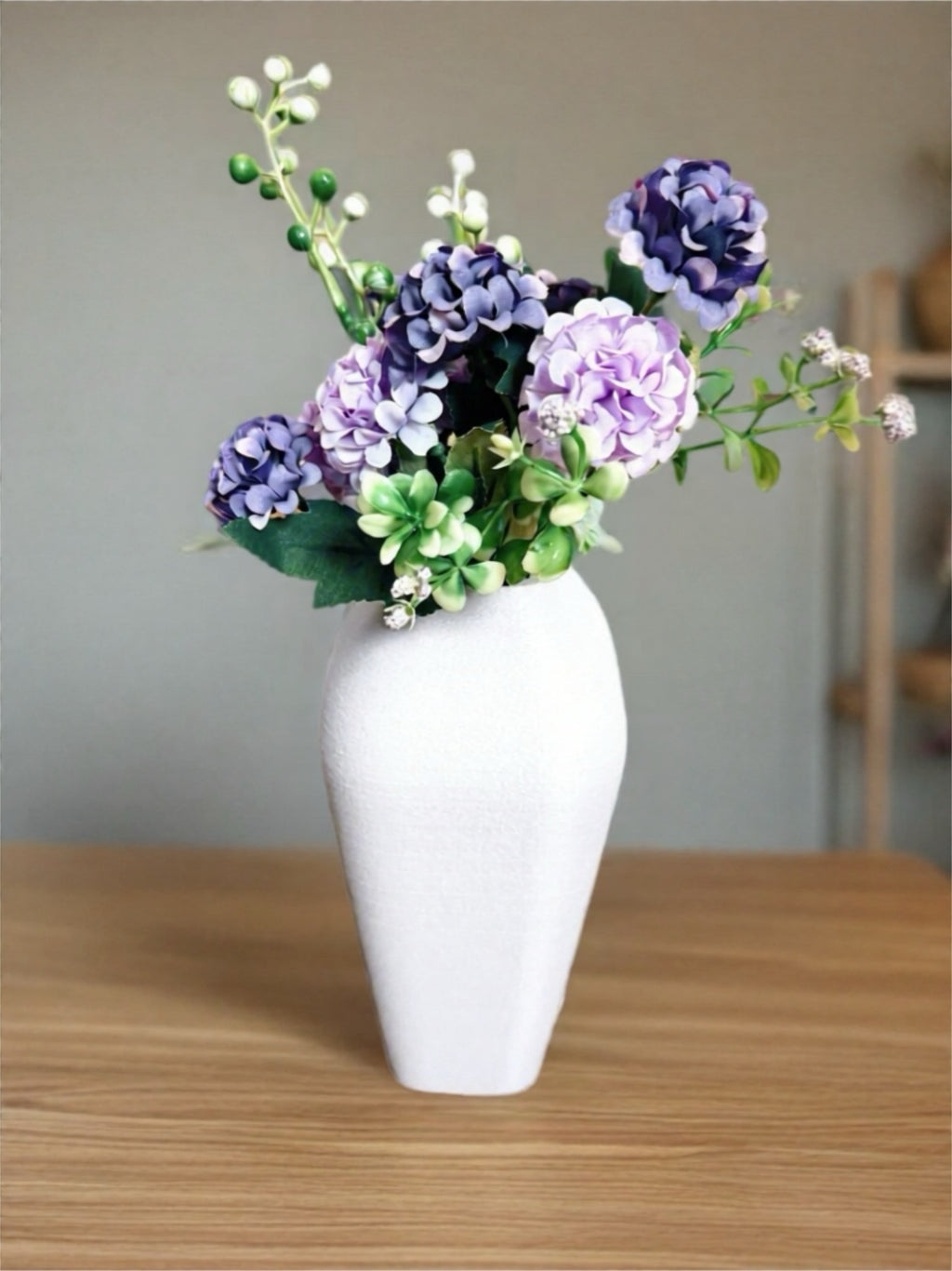 Vase "Andromeda" White