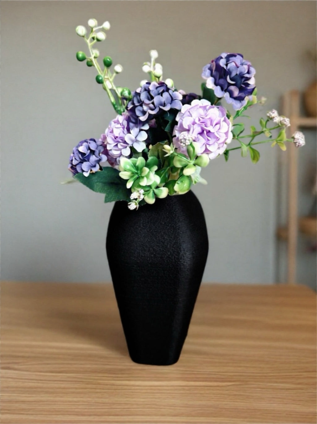 Vase "Andromeda" Black