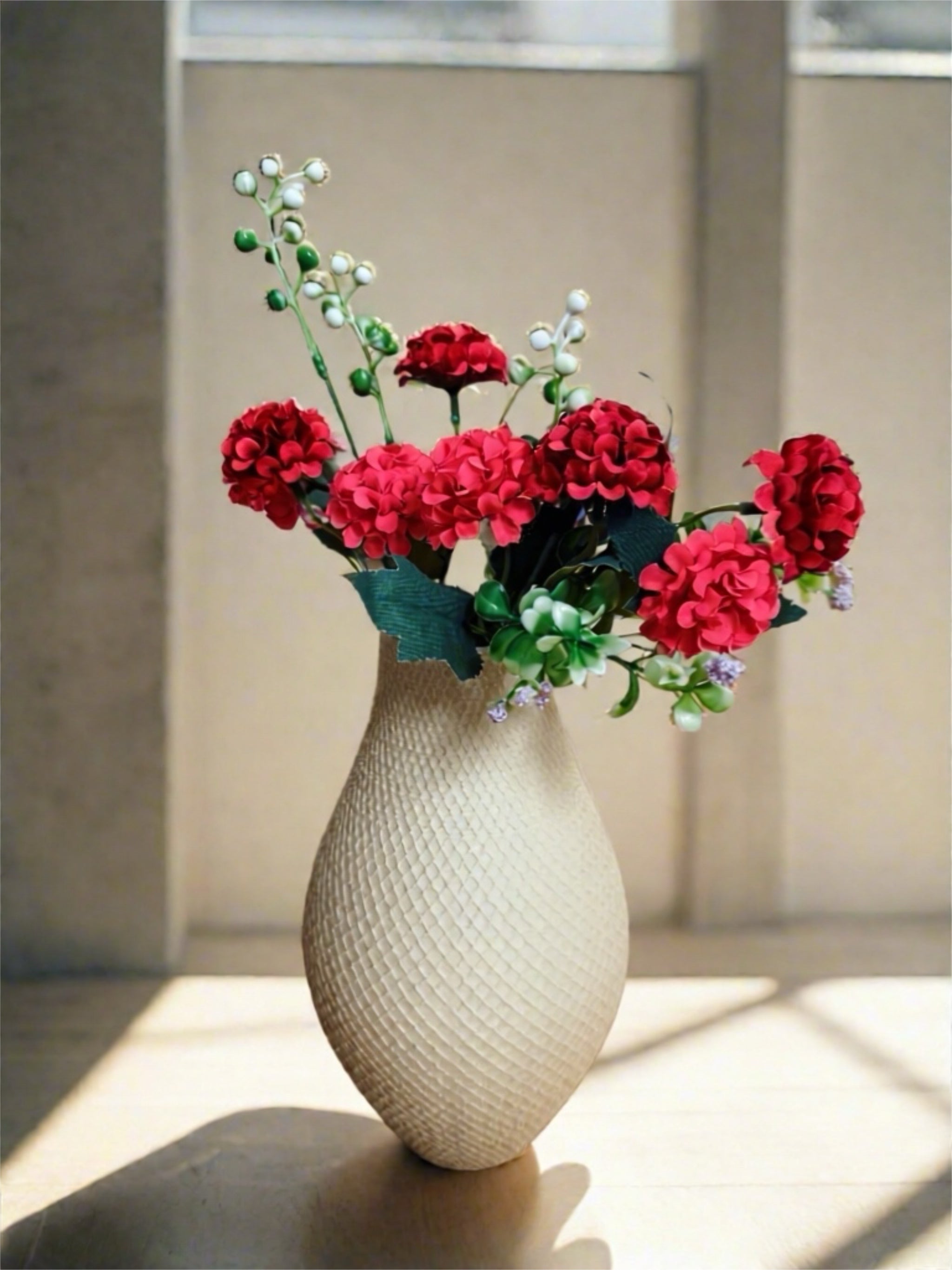 Indoor Vase "Umbra" Beige